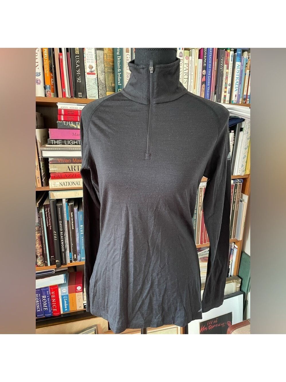 Eddie Bauer “First Ascent” Long Sleeve Merino Base Layer Women's Top in Charcoal